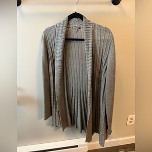 Roz & Ali cardigan sweater  long sleeve grey